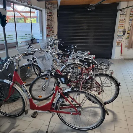 Kleine, Aber Feine Am Park